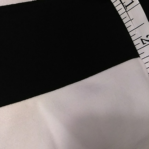 White House Black Market  Skirt - Picture 4 of 8